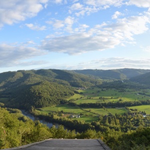  Vallée de la Dordogne en aval d'Argentat.